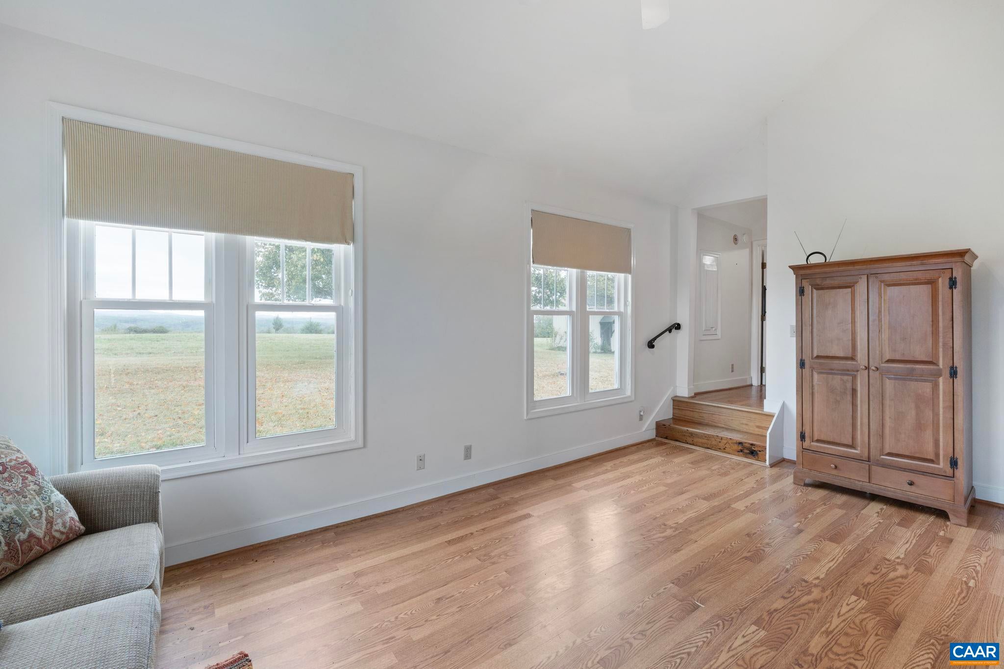 Howardsville, Virginia, 24562, United States, 2 Bedrooms Bedrooms, ,2 BathroomsBathrooms,Residential,Active,1952295