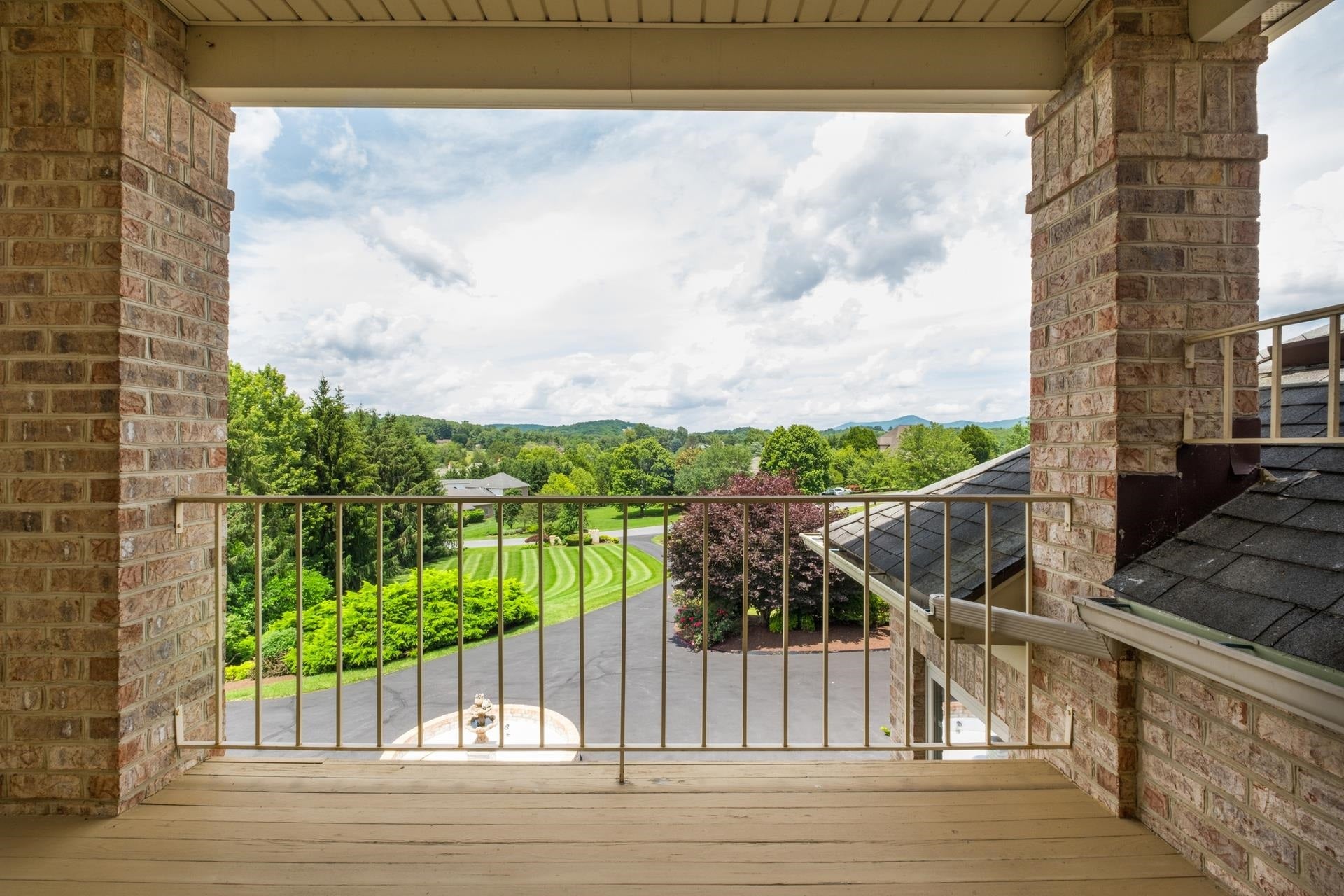 Rockingham, Virginia, 22801, United States, 5 Bedrooms Bedrooms, ,4 BathroomsBathrooms,Residential,Active,1973274