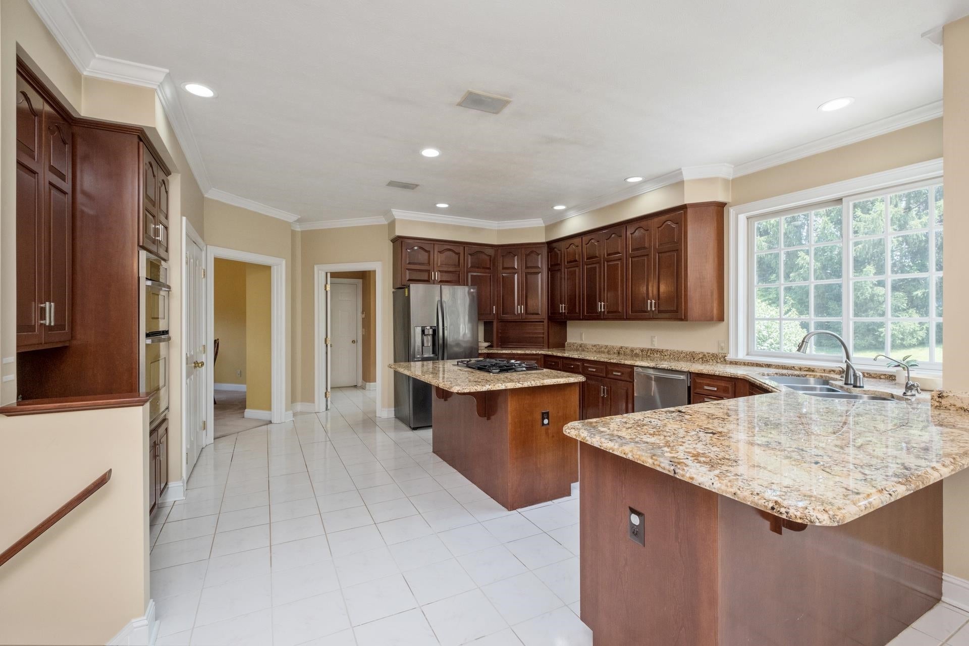 Rockingham, Virginia, 22801, United States, 5 Bedrooms Bedrooms, ,4 BathroomsBathrooms,Residential,Active,1852694