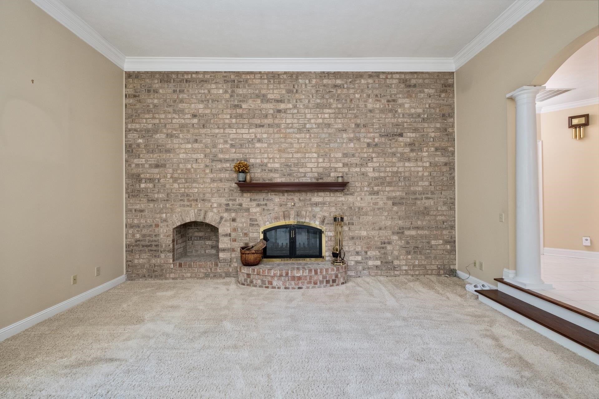 Rockingham, Virginia, 22801, United States, 5 Bedrooms Bedrooms, ,4 BathroomsBathrooms,Residential,Active,1852694