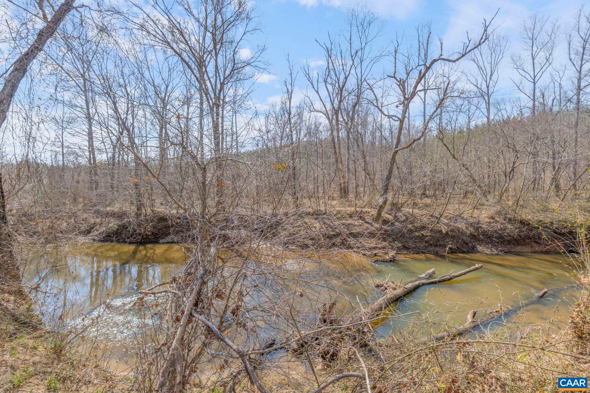 Dillwyn, Virginia, 23936, United States, 5 Bedrooms Bedrooms, ,3 BathroomsBathrooms,Residential,Active,1739738