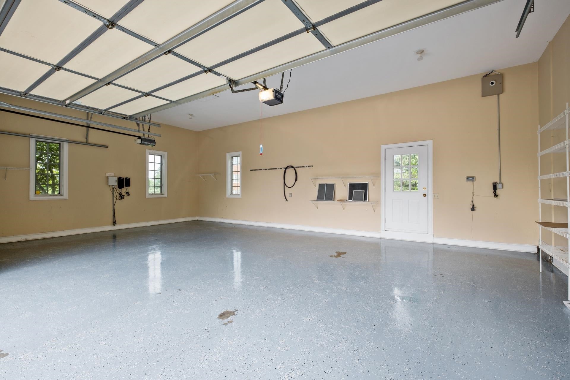 Rockingham, Virginia, 22801, United States, 5 Bedrooms Bedrooms, ,4 BathroomsBathrooms,Residential,Active,1852694