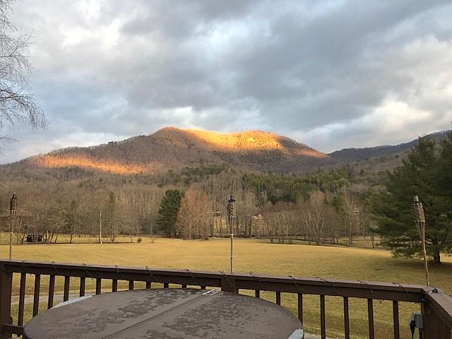 Franklin, North Carolina, 28734, United States, 3 Bedrooms Bedrooms, ,4 BathroomsBathrooms,Residential,Active,2007026