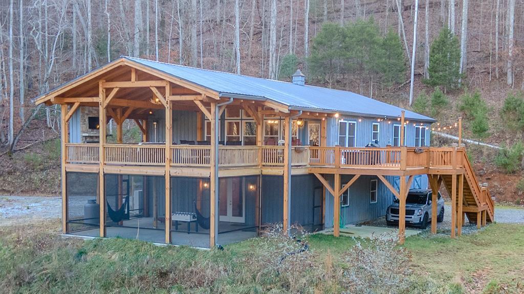 Otto, North Carolina, 28763, United States, 4 Bedrooms Bedrooms, ,6 BathroomsBathrooms,Residential,Active,2007240