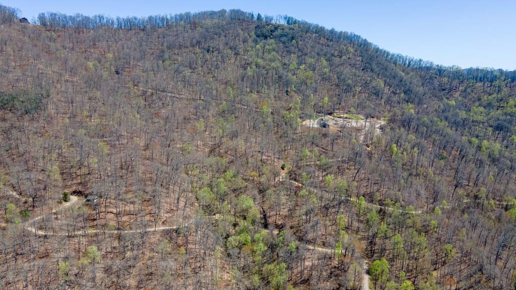 Franklin, North Carolina, 28734, United States, 2 Bedrooms Bedrooms, ,1 BathroomBathrooms,Residential,Active,1810496