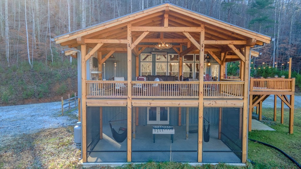 Otto, North Carolina, 28763, United States, 4 Bedrooms Bedrooms, ,6 BathroomsBathrooms,Residential,Active,2007240