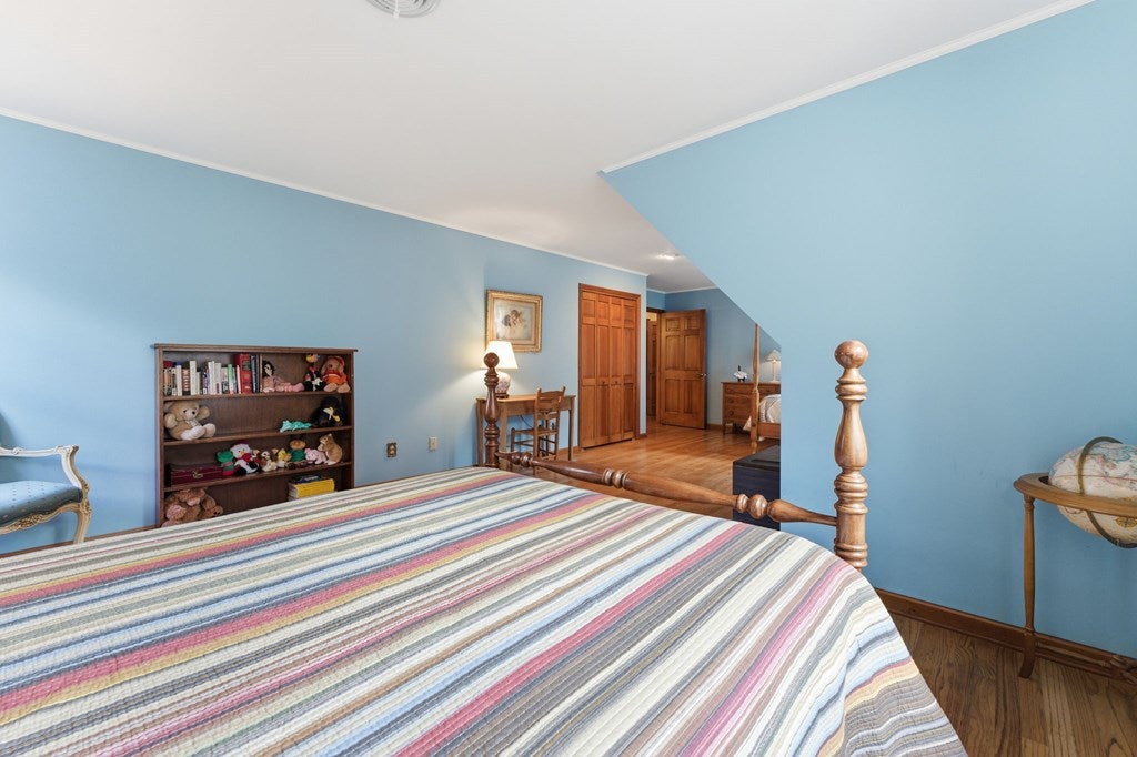 Franklin, North Carolina, 28734, United States, 3 Bedrooms Bedrooms, ,4 BathroomsBathrooms,Residential,Active,2007026