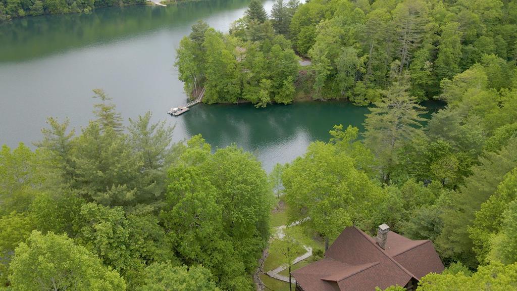 Topton, North Carolina, 28781, United States, 3 Bedrooms Bedrooms, ,4 BathroomsBathrooms,Residential,Active,2007166