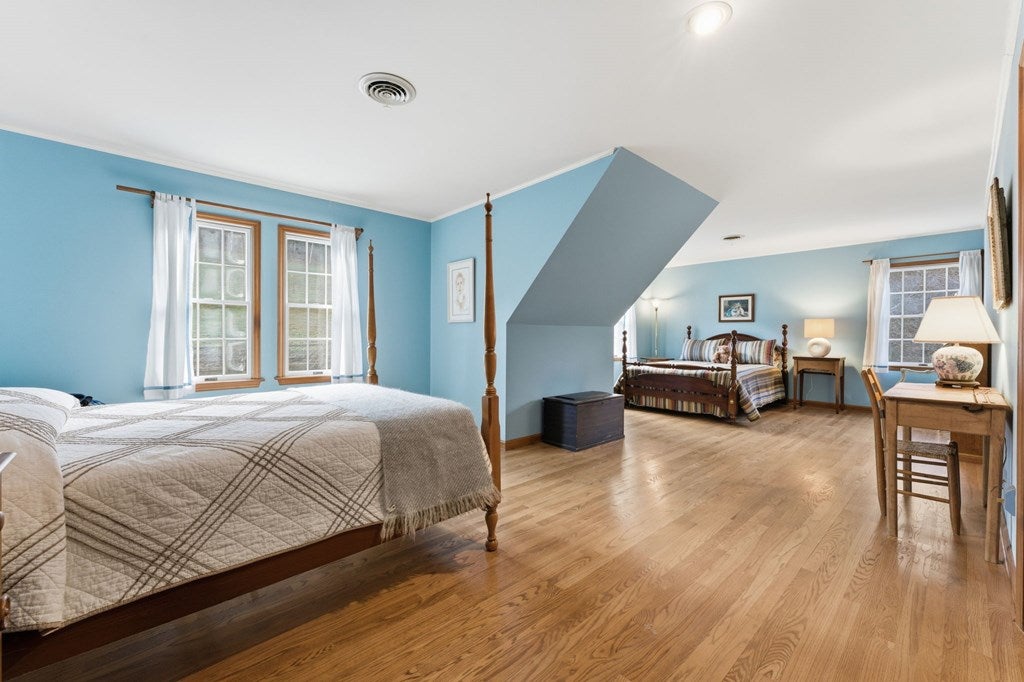 Franklin, North Carolina, 28734, United States, 3 Bedrooms Bedrooms, ,4 BathroomsBathrooms,Residential,Active,2007026