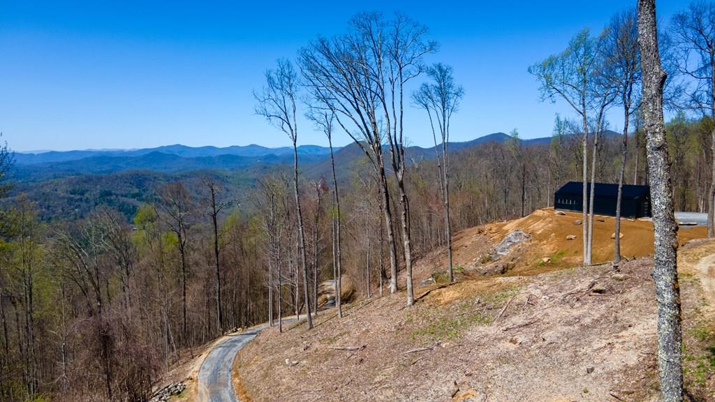 Franklin, North Carolina, 28734, United States, 2 Bedrooms Bedrooms, ,1 BathroomBathrooms,Residential,Active,1810496