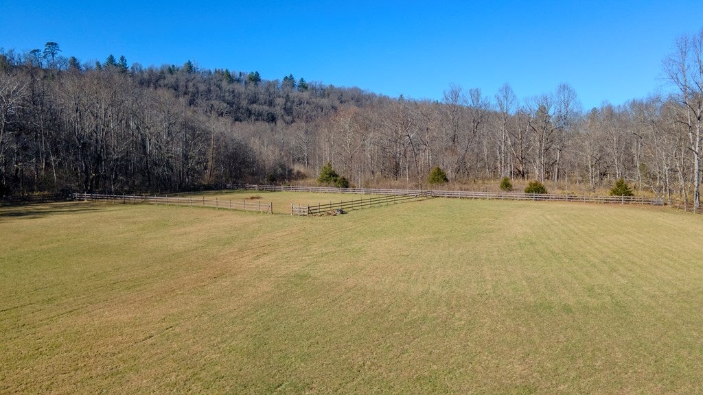 Otto, North Carolina, 28763, United States, 4 Bedrooms Bedrooms, ,6 BathroomsBathrooms,Residential,Active,2007240