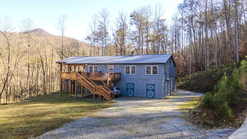 Otto, North Carolina, 28763, United States, 4 Bedrooms Bedrooms, ,6 BathroomsBathrooms,Residential,Active,2007240