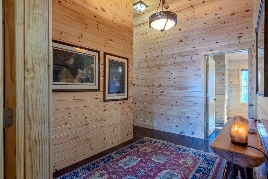 Otto, North Carolina, 28763, United States, 4 Bedrooms Bedrooms, ,6 BathroomsBathrooms,Residential,Active,2007240