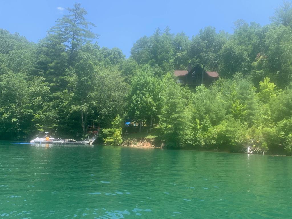 Topton, North Carolina, 28781, United States, 3 Bedrooms Bedrooms, ,4 BathroomsBathrooms,Residential,Active,2007166