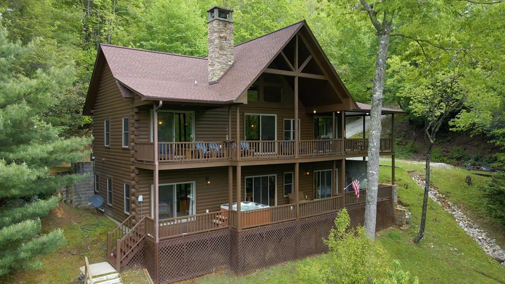 Topton, North Carolina, 28781, United States, 3 Bedrooms Bedrooms, ,4 BathroomsBathrooms,Residential,Active,2007166