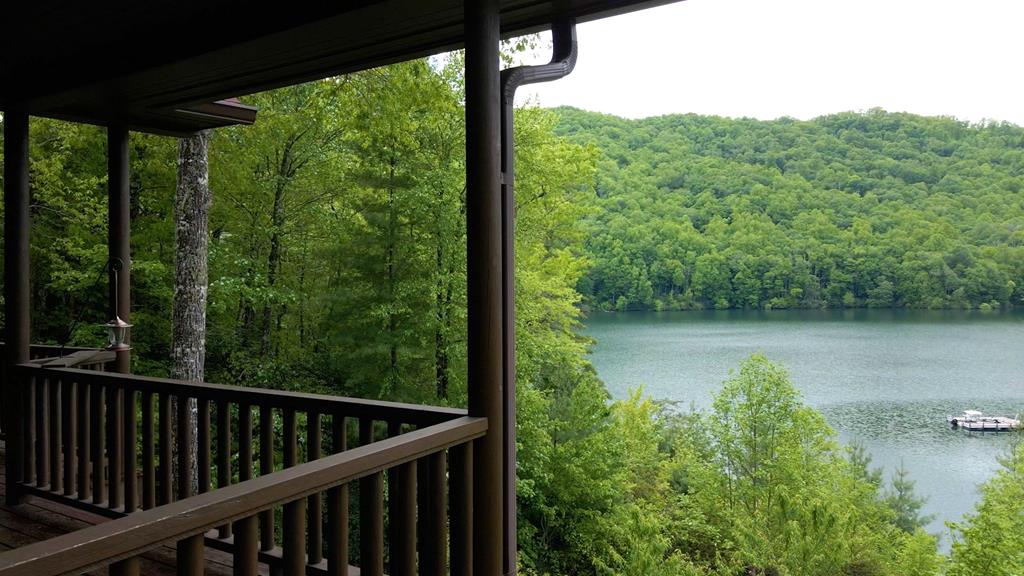 Topton, North Carolina, 28781, United States, 3 Bedrooms Bedrooms, ,4 BathroomsBathrooms,Residential,Active,2007166