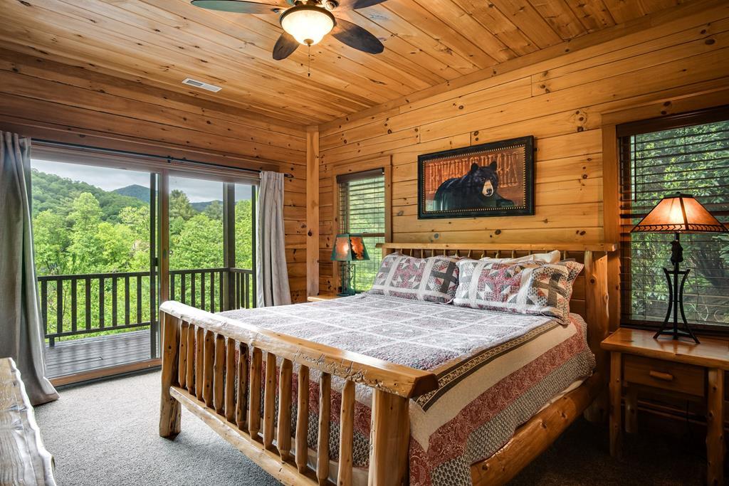 Topton, North Carolina, 28781, United States, 3 Bedrooms Bedrooms, ,4 BathroomsBathrooms,Residential,Active,2007166