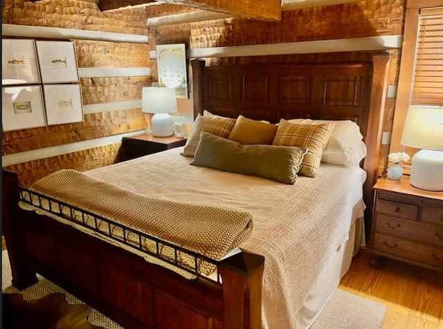 Robbinsville (Graham), North Carolina, 28771, United States, 6 Bedrooms Bedrooms, ,4 BathroomsBathrooms,Residential,Active,2006822