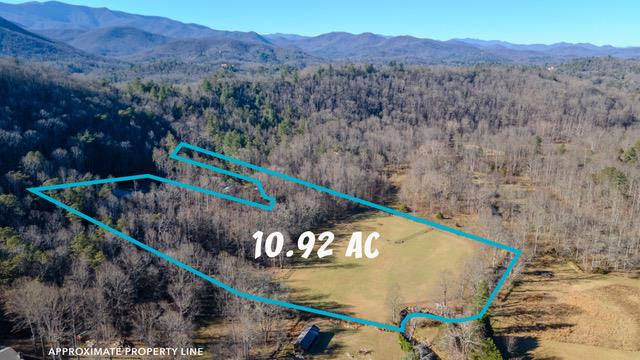 Otto, North Carolina, 28763, United States, 4 Bedrooms Bedrooms, ,6 BathroomsBathrooms,Residential,Active,2007240