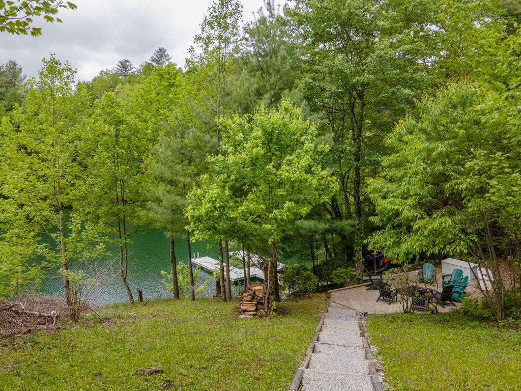 Topton, North Carolina, 28781, United States, 3 Bedrooms Bedrooms, ,4 BathroomsBathrooms,Residential,Active,2007166