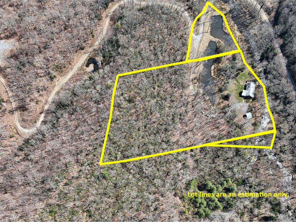 Robbinsville (Graham), North Carolina, 28771, United States, 6 Bedrooms Bedrooms, ,4 BathroomsBathrooms,Residential,Active,2006822