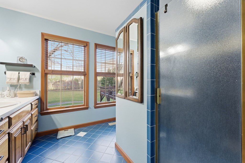 Franklin, North Carolina, 28734, United States, 3 Bedrooms Bedrooms, ,4 BathroomsBathrooms,Residential,Active,2007026