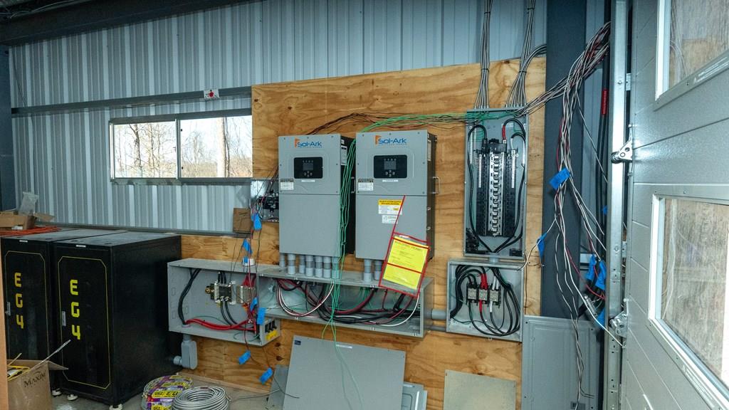 Franklin, North Carolina, 28734, United States, 2 Bedrooms Bedrooms, ,1 BathroomBathrooms,Residential,Active,1810496