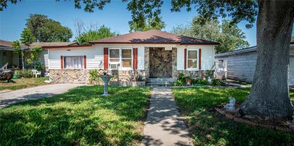 121 W AVENUE E, ROBSTOWN, TX 78380 - Image 1