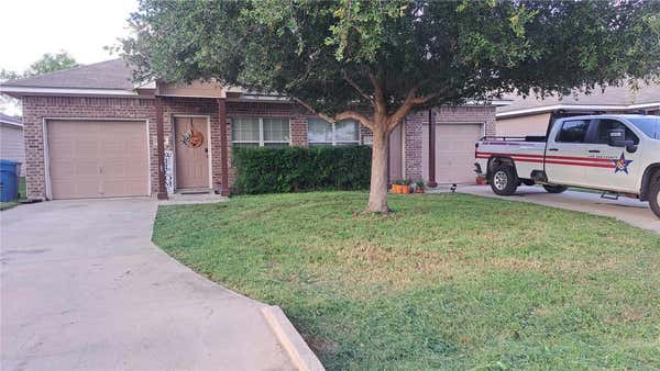 503 E TULLOS ST, THREE RIVERS, TX 78071 - Image 1