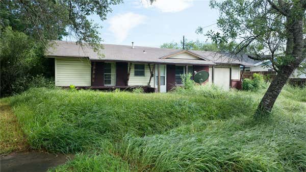 1611 E FORDYCE AVE, KINGSVILLE, TX 78363, photo 3 of 27