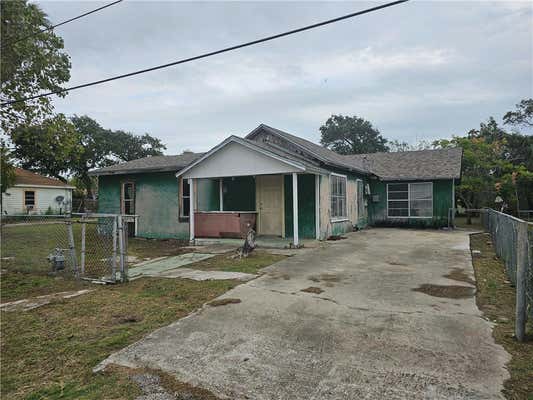 734 S YOUNG ST, ROCKPORT, TX 78382 - Image 1