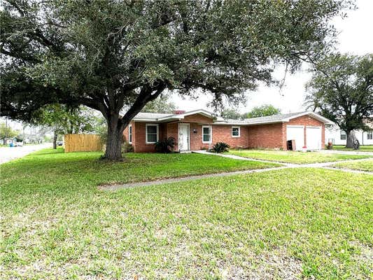 620 E BORDEN ST, SINTON, TX 78387, photo 2 of 27