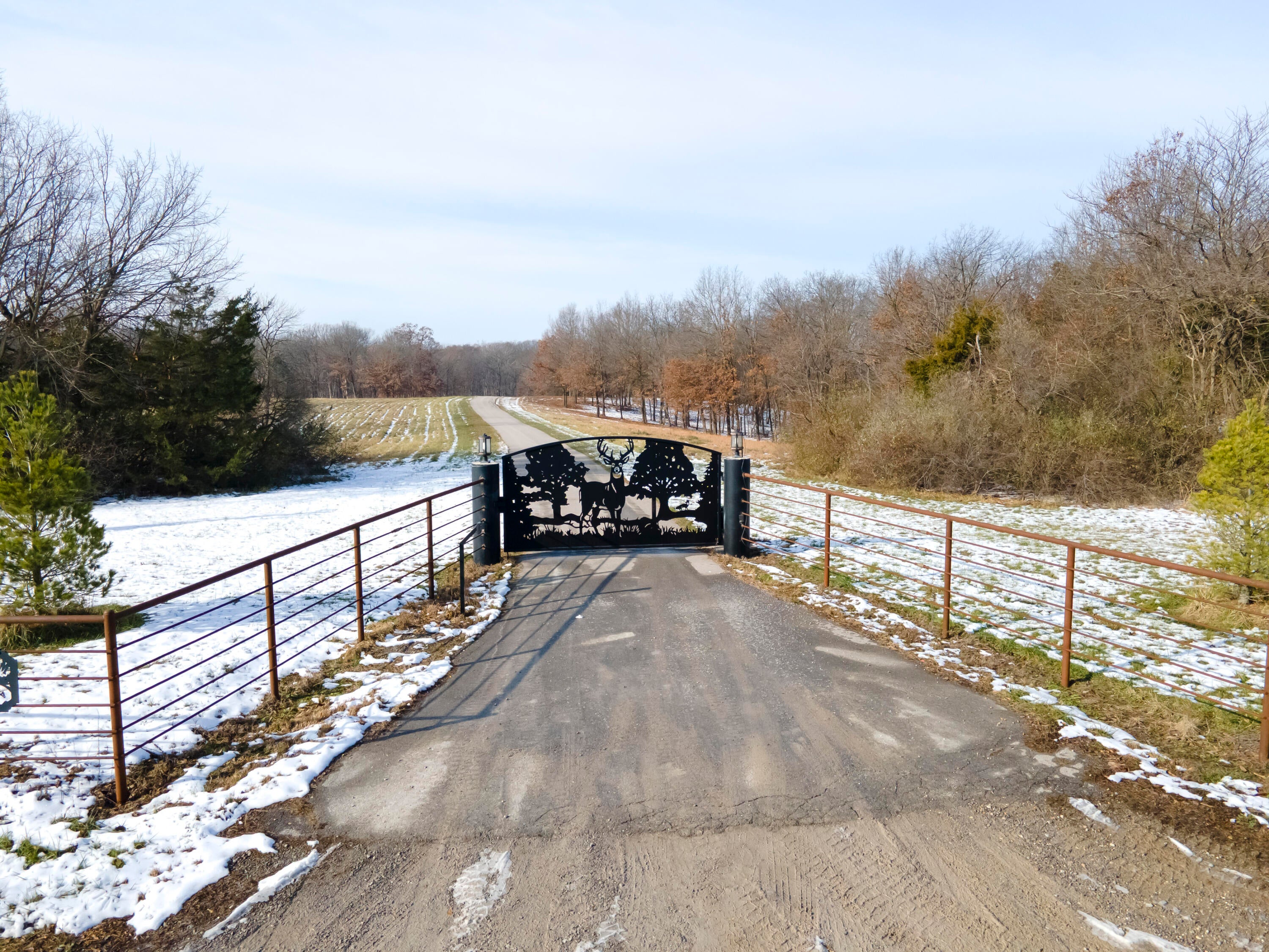 Harrisburg, Missouri, 65256, United States, 5 Bedrooms Bedrooms, ,7 BathroomsBathrooms,Residential,Active,2002606
