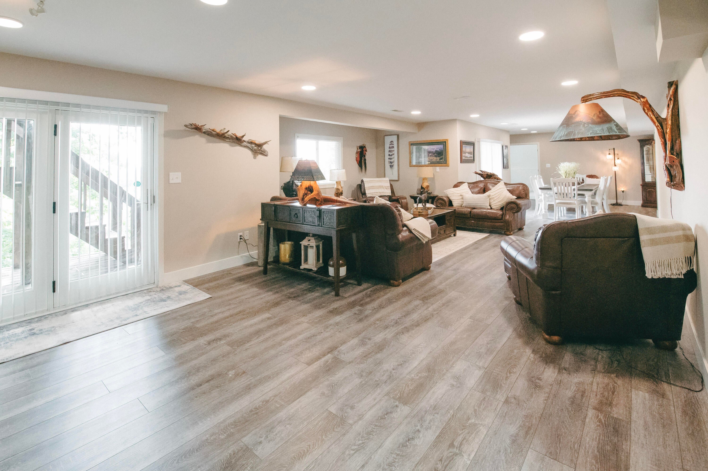 Columbia, Missouri, 65201, United States, 5 Bedrooms Bedrooms, ,5 BathroomsBathrooms,Residential,Active,1990615