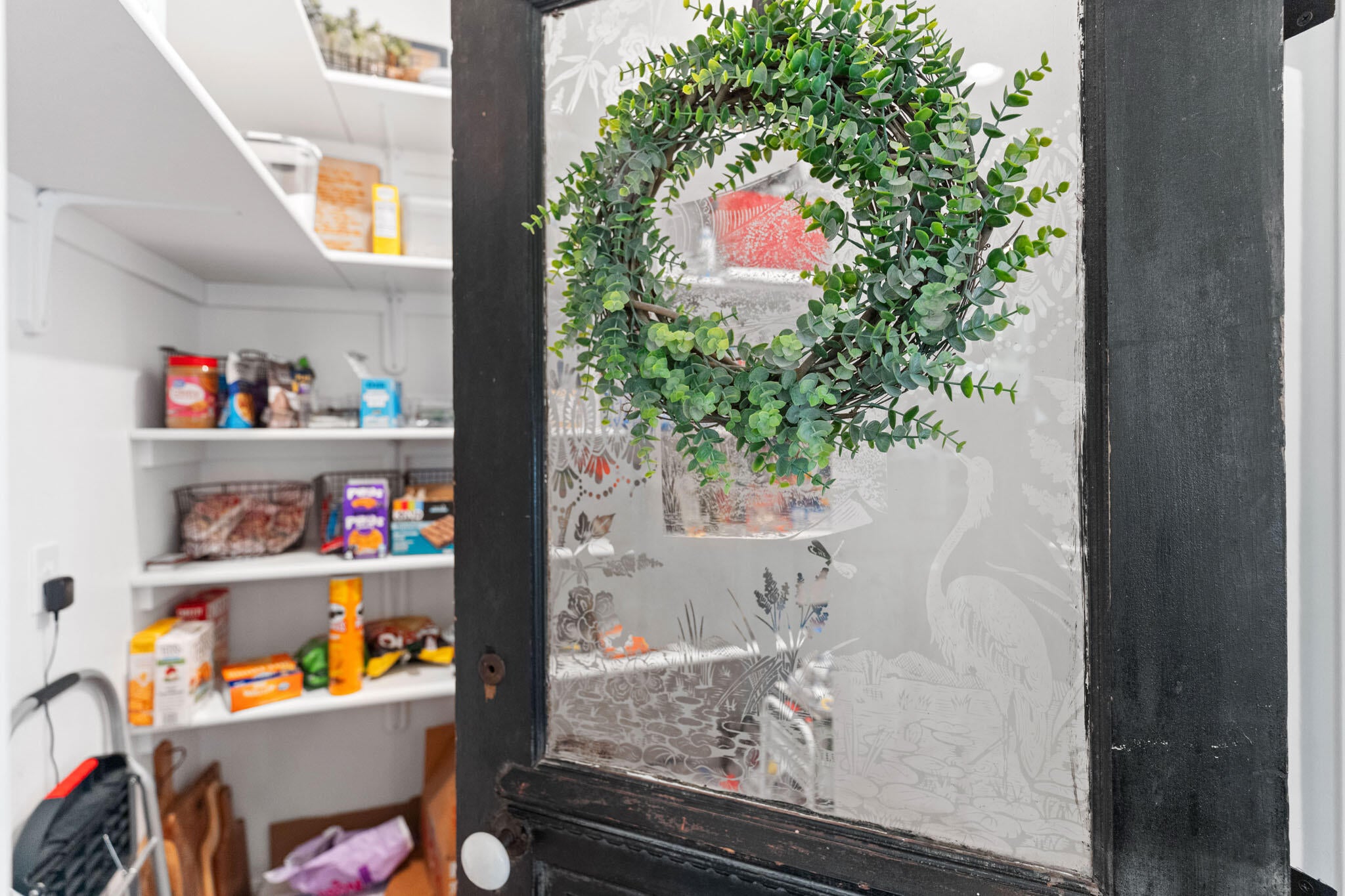 Hartsburg, Missouri, 65039, United States, 6 Bedrooms Bedrooms, ,4 BathroomsBathrooms,Residential,Active,1898236