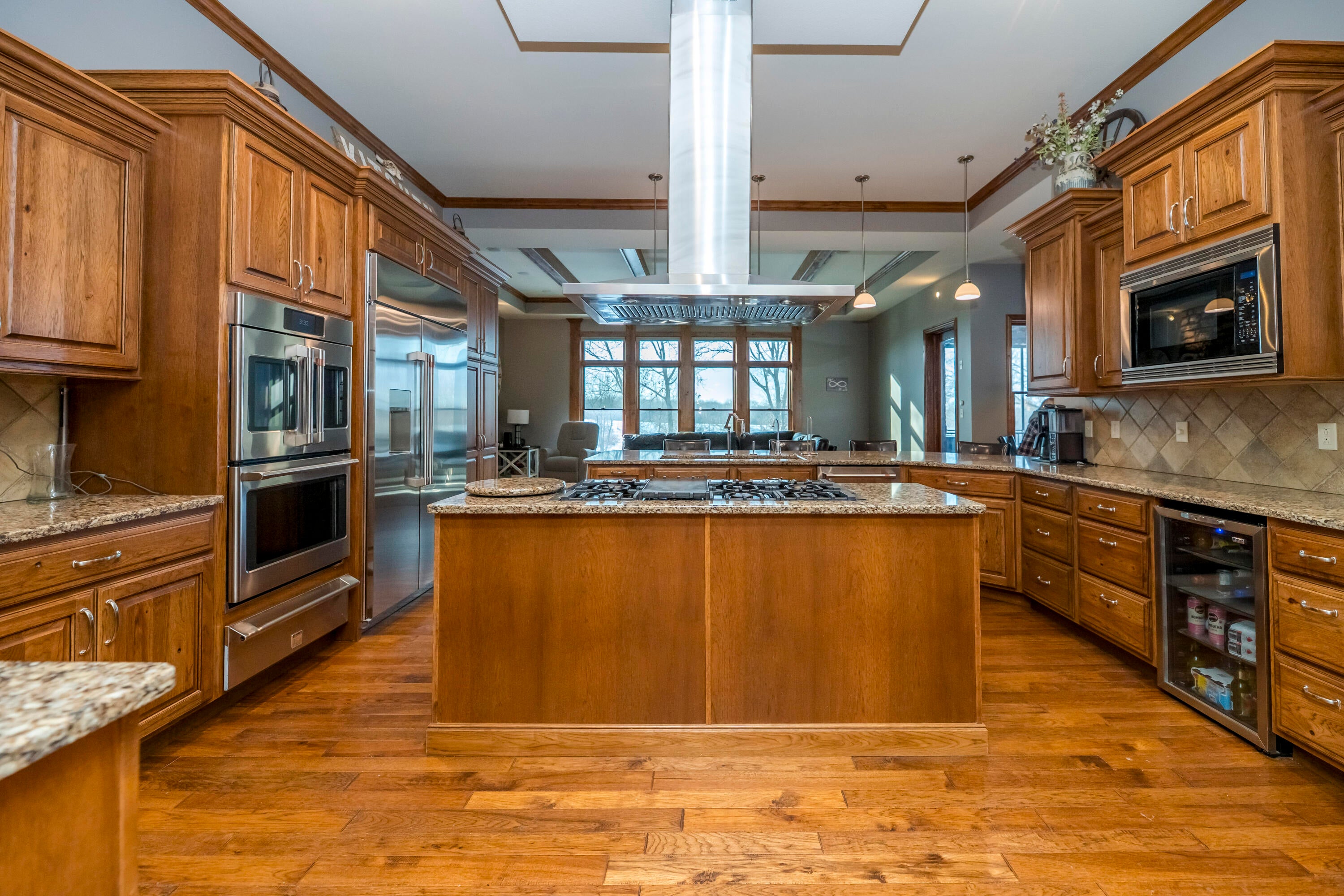 Harrisburg, Missouri, 65256, United States, 5 Bedrooms Bedrooms, ,7 BathroomsBathrooms,Residential,Active,2002606