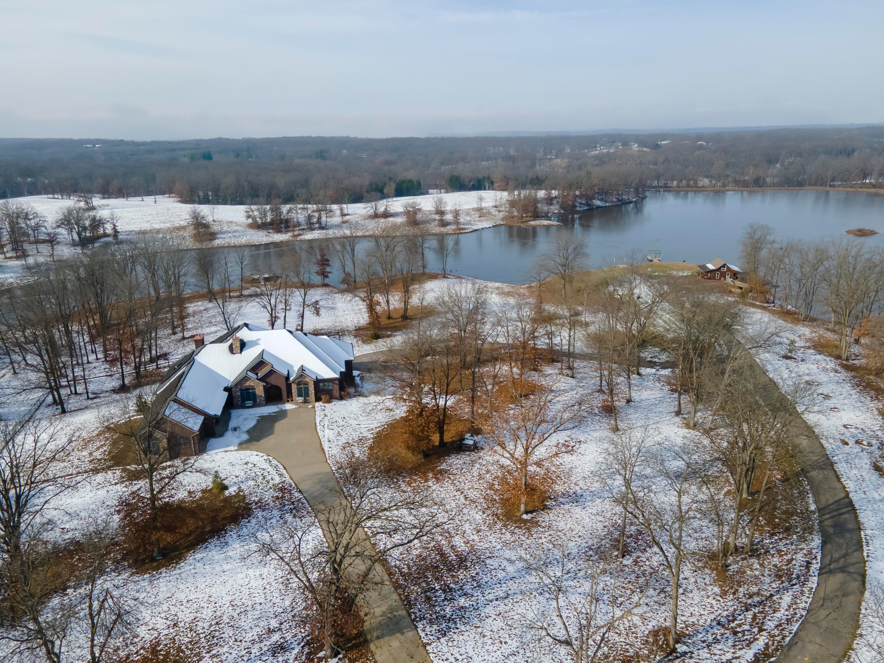 Harrisburg, Missouri, 65256, United States, 5 Bedrooms Bedrooms, ,7 BathroomsBathrooms,Residential,Active,2002606