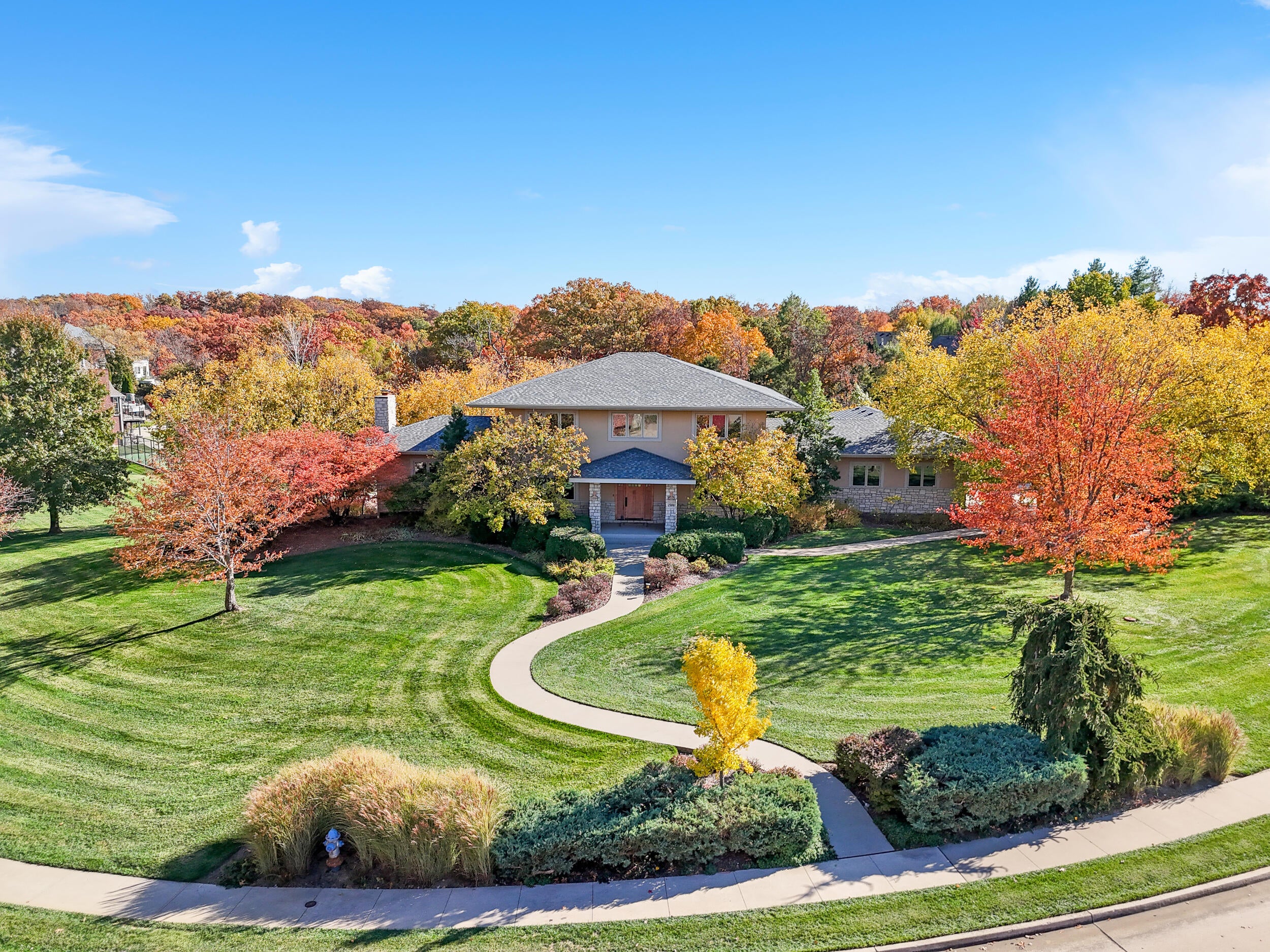 Columbia, Missouri, 65201, United States, 4 Bedrooms Bedrooms, ,4 BathroomsBathrooms,Residential,Active,2006927