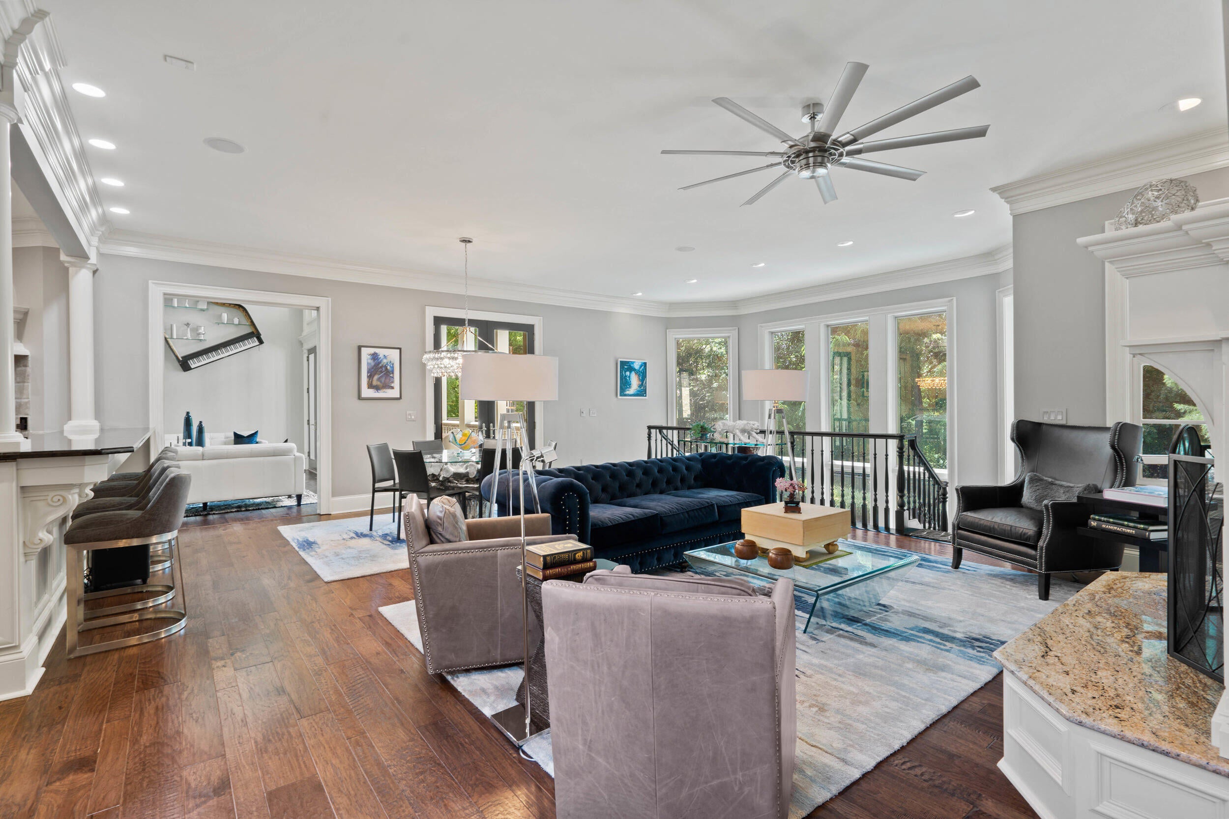 Columbia, Missouri, 65203, United States, 6 Bedrooms Bedrooms, ,8 BathroomsBathrooms,Residential,Active,1965985