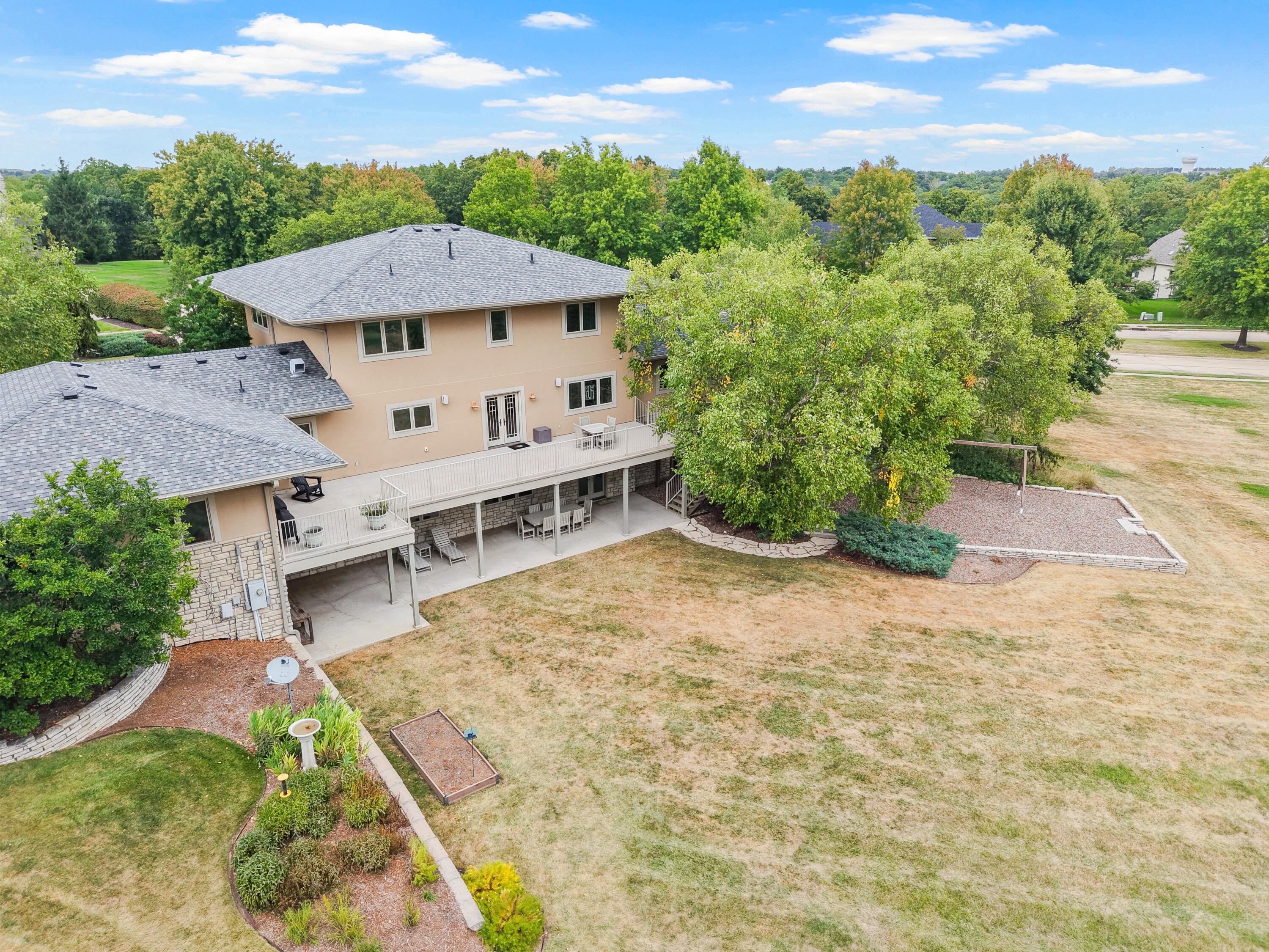 Columbia, Missouri, 65201, United States, 4 Bedrooms Bedrooms, ,4 BathroomsBathrooms,Residential,Active,1944067