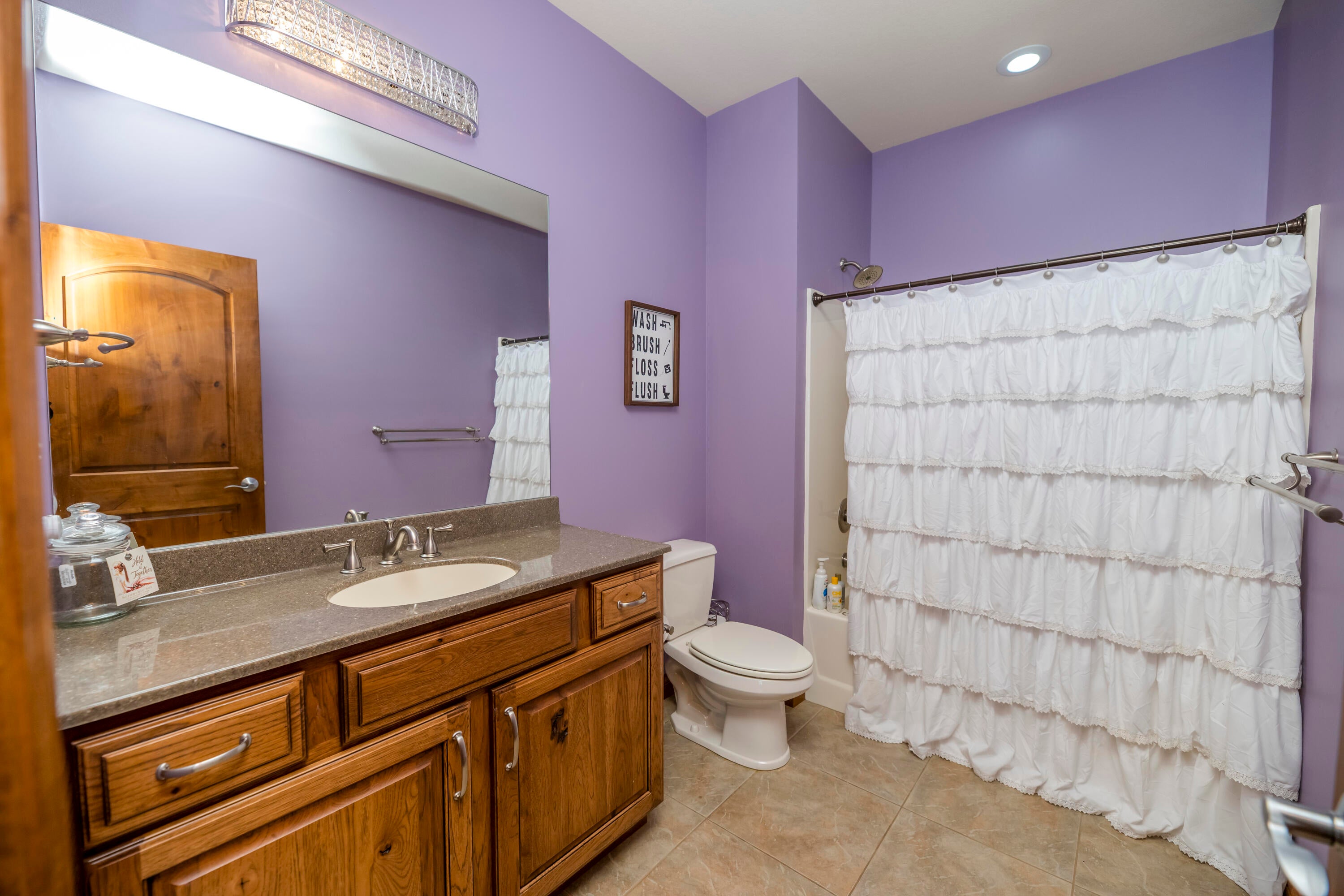 Harrisburg, Missouri, 65256, United States, 4 Bedrooms Bedrooms, ,6 BathroomsBathrooms,Residential,Active,2045772