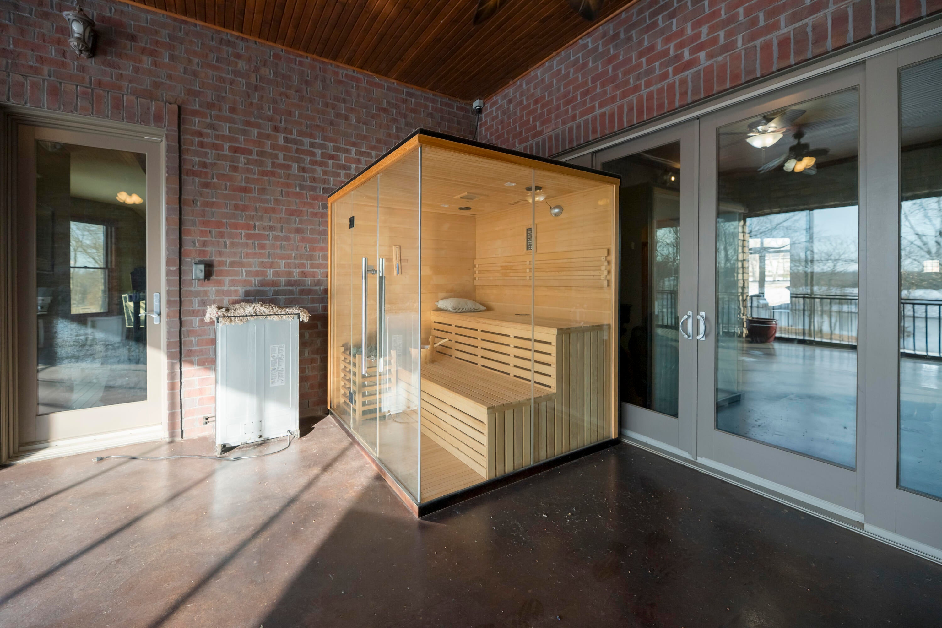 Harrisburg, Missouri, 65256, United States, 5 Bedrooms Bedrooms, ,7 BathroomsBathrooms,Residential,Active,2002599