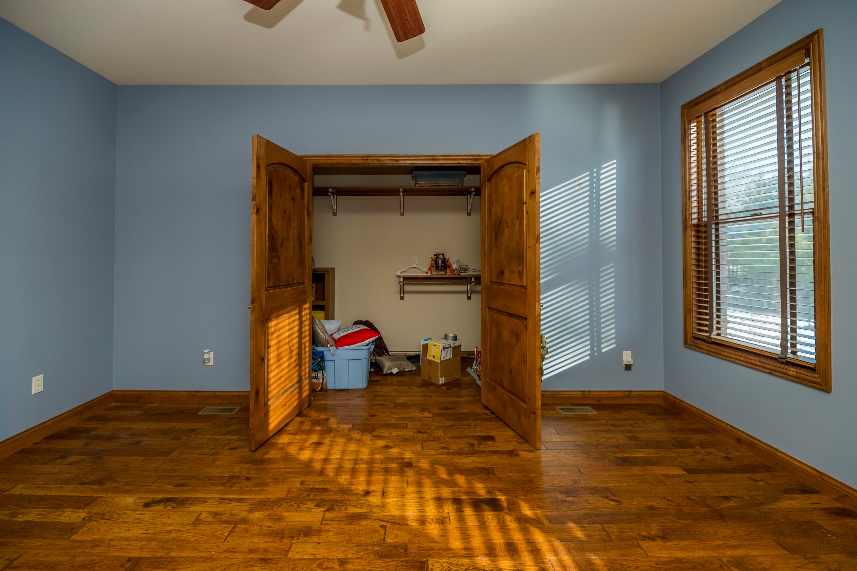 Harrisburg, Missouri, 65256, United States, 5 Bedrooms Bedrooms, ,7 BathroomsBathrooms,Residential,Active,2002599