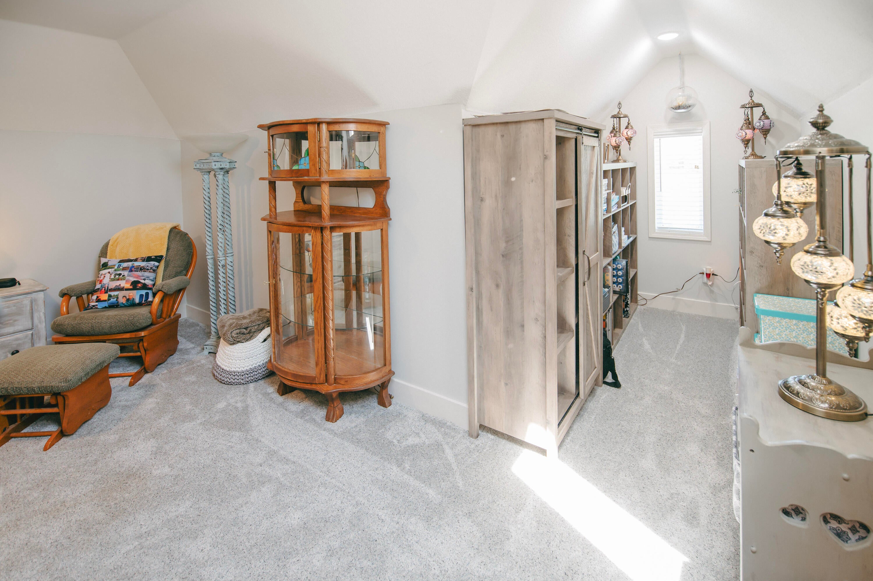 Columbia, Missouri, 65201, United States, 5 Bedrooms Bedrooms, ,5 BathroomsBathrooms,Residential,Active,1990615