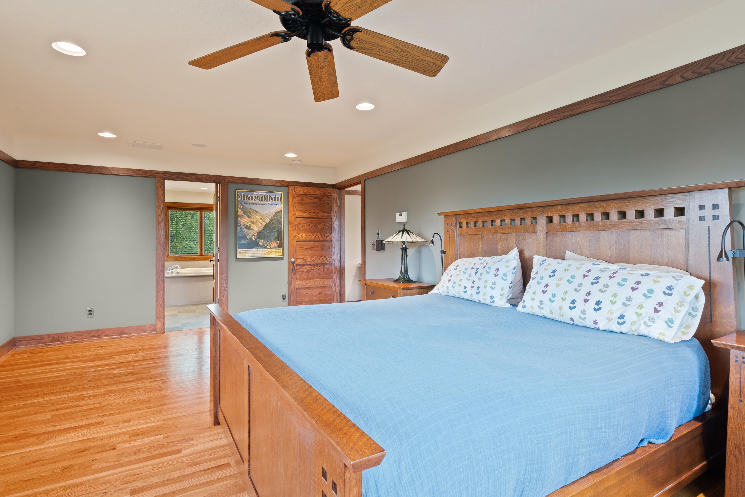 Columbia, Missouri, 65201, United States, 4 Bedrooms Bedrooms, ,4 BathroomsBathrooms,Residential,Active,1944067