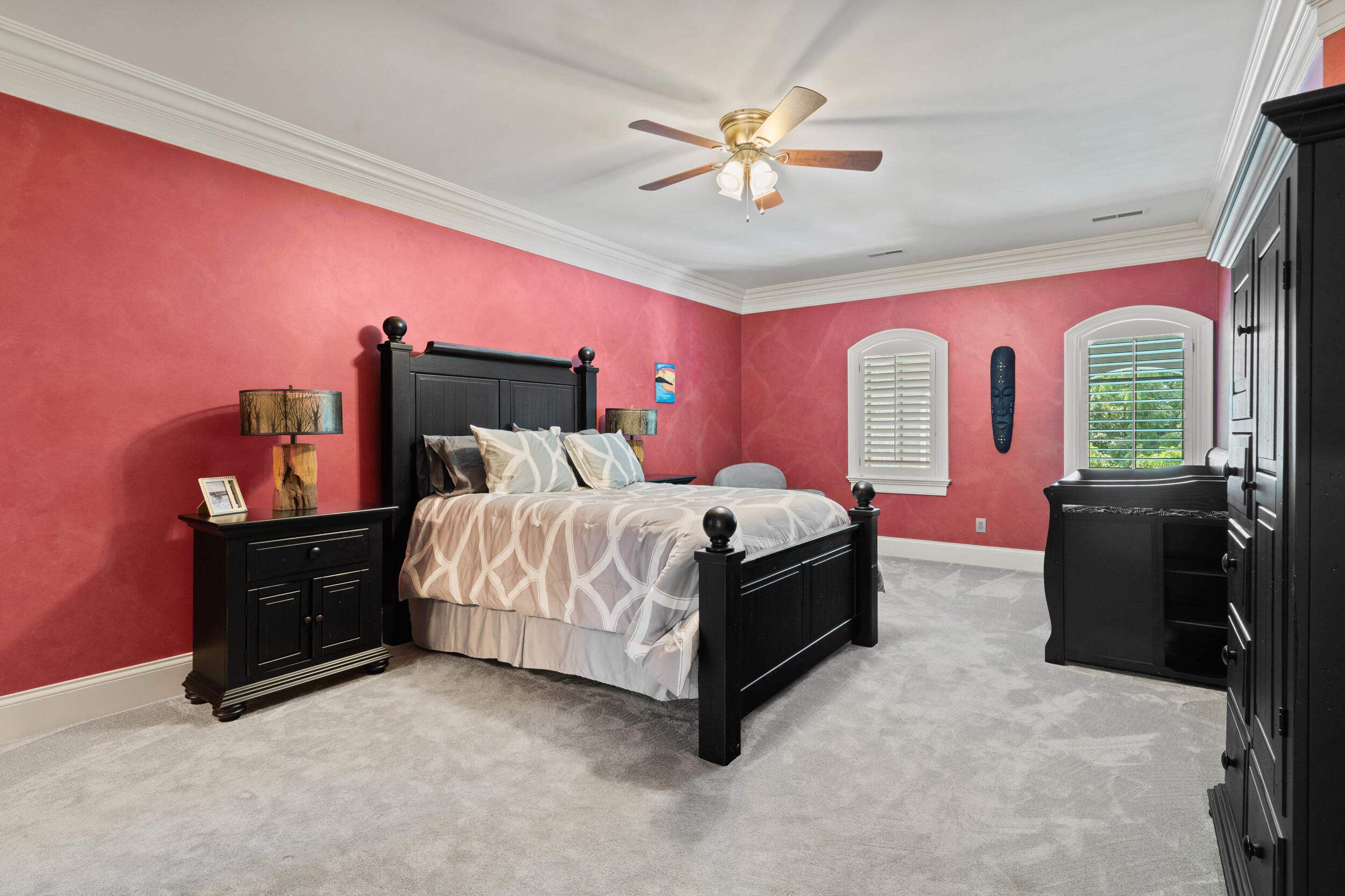 Columbia, Missouri, 65203, United States, 6 Bedrooms Bedrooms, ,8 BathroomsBathrooms,Residential,Active,1965985