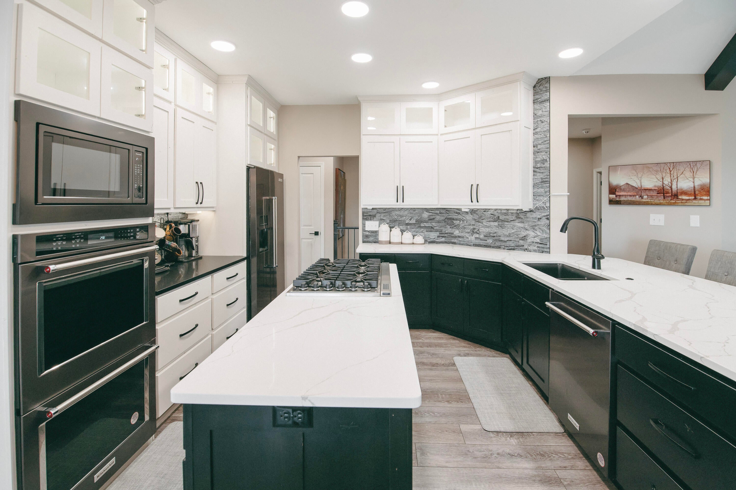 Columbia, Missouri, 65201, United States, 5 Bedrooms Bedrooms, ,5 BathroomsBathrooms,Residential,Active,1990615