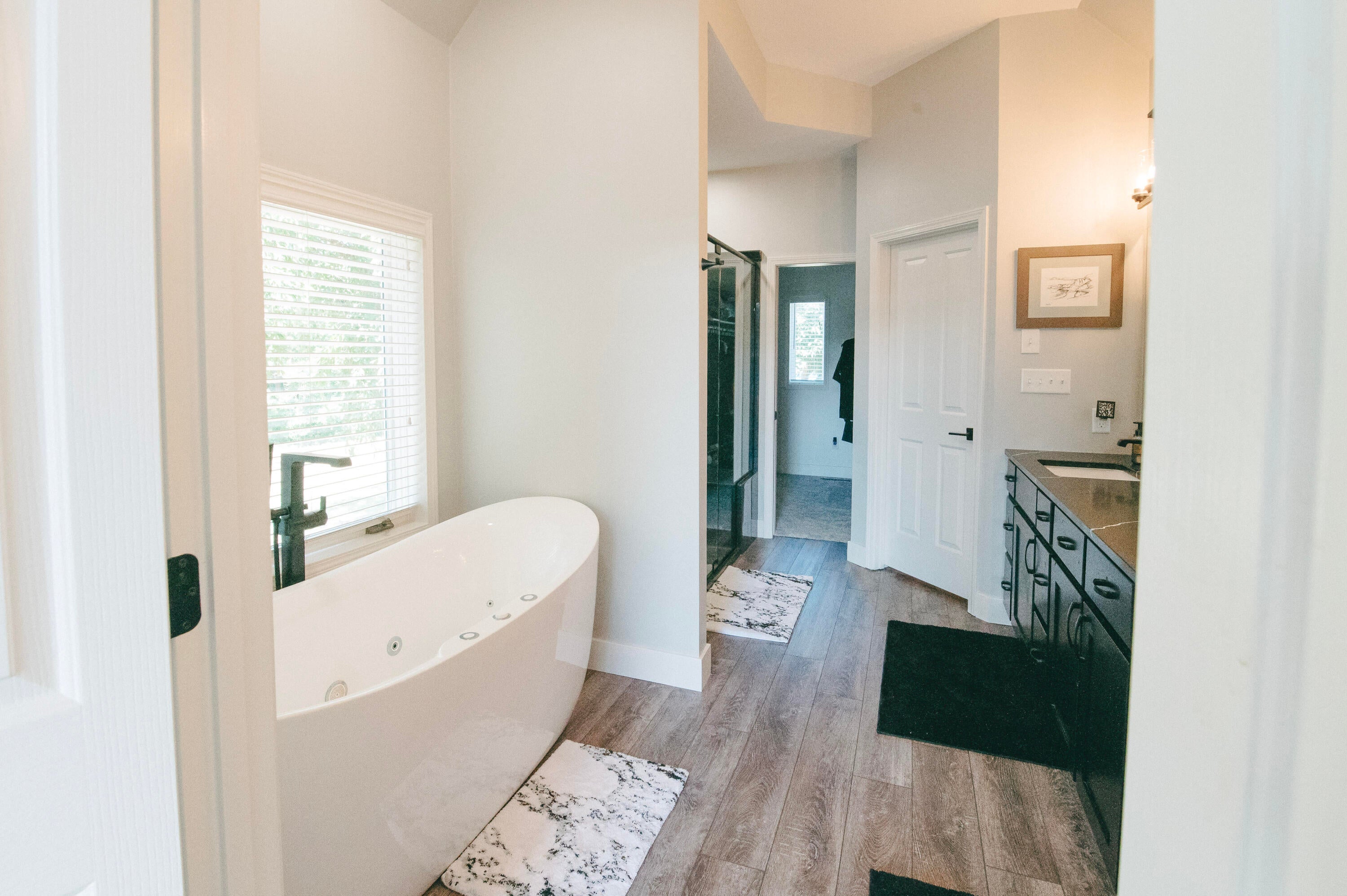 Columbia, Missouri, 65201, United States, 5 Bedrooms Bedrooms, ,5 BathroomsBathrooms,Residential,Active,1990615