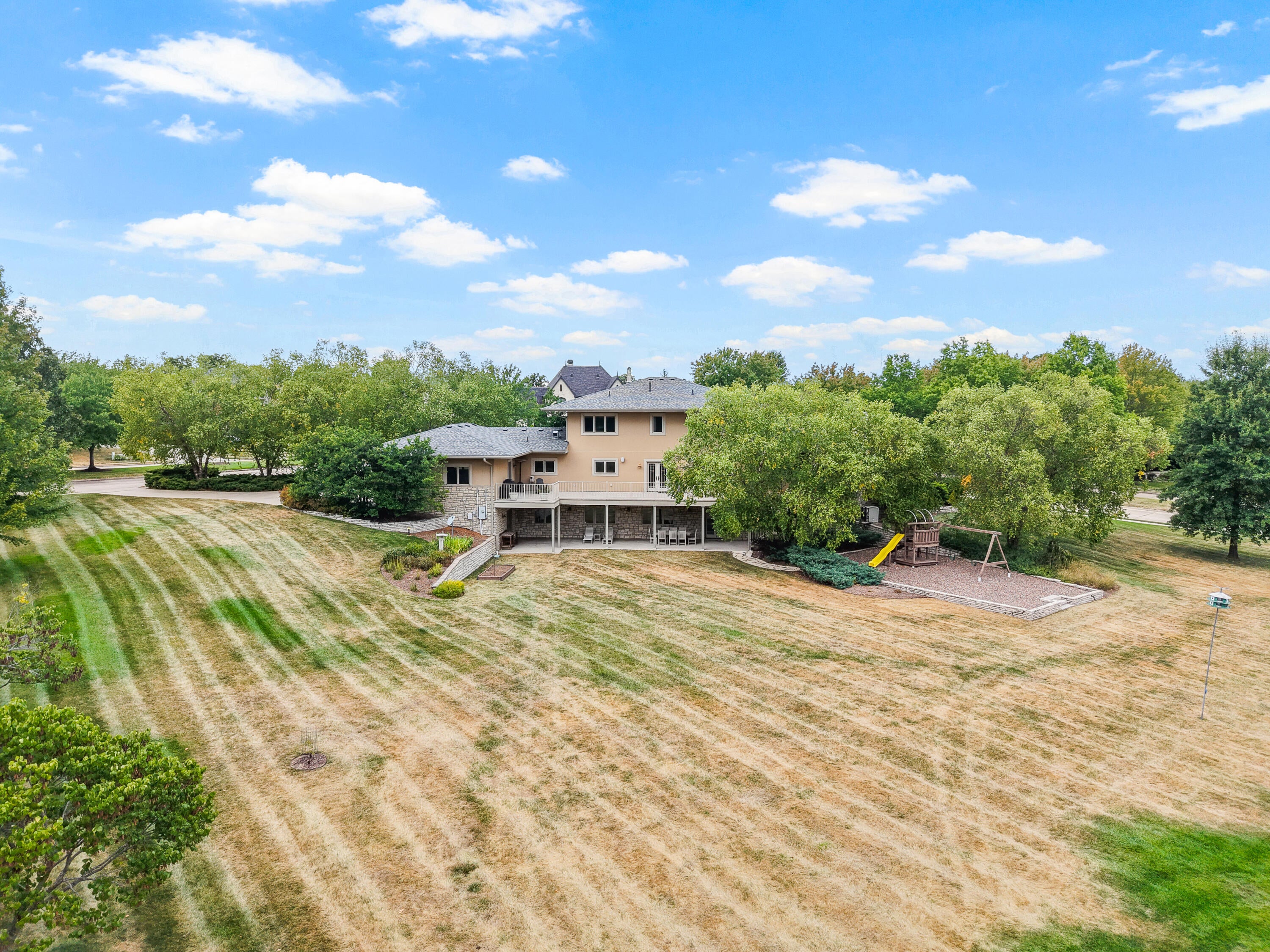 Columbia, Missouri, 65201, United States, 4 Bedrooms Bedrooms, ,4 BathroomsBathrooms,Residential,Active,1944067