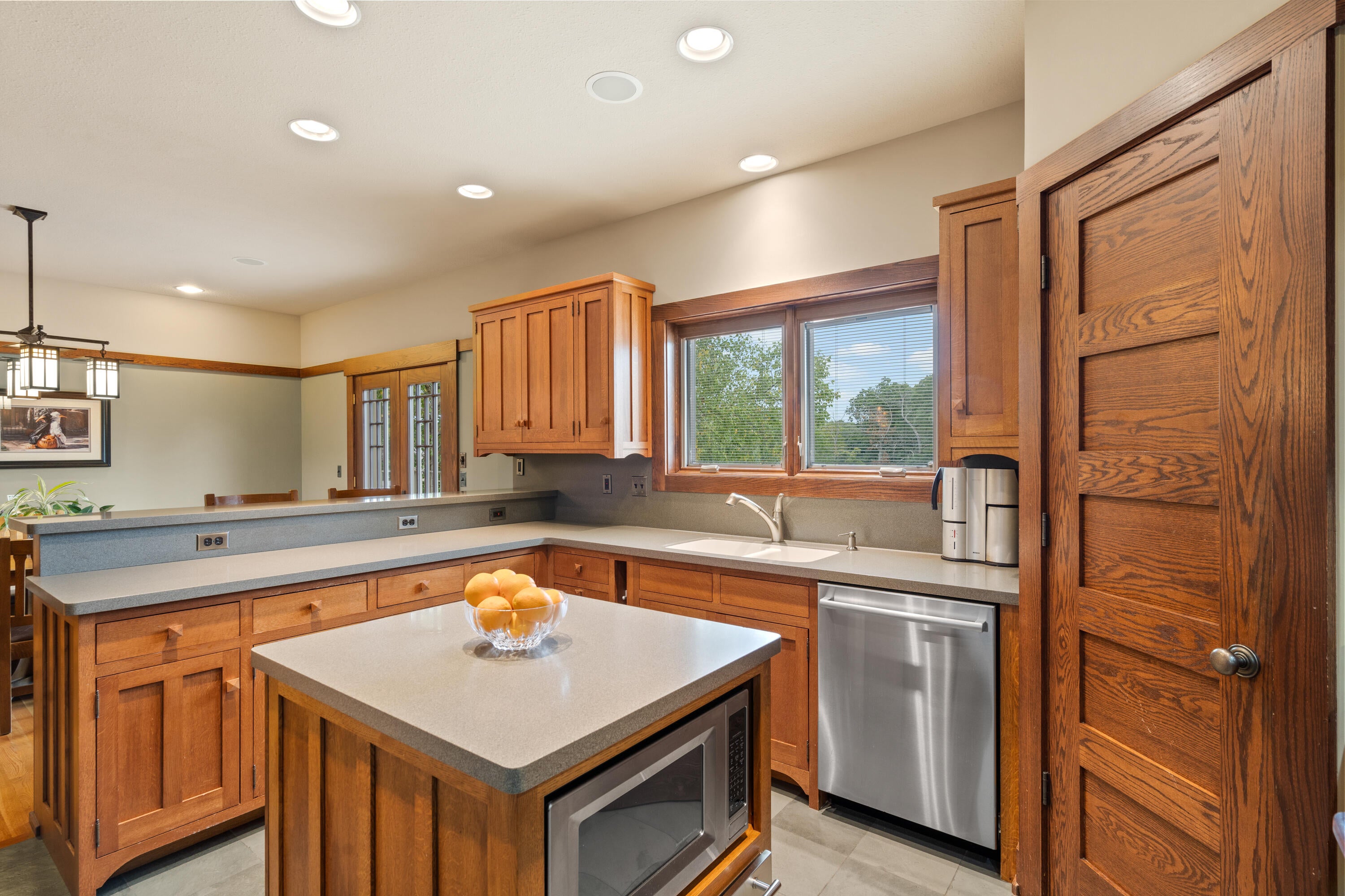 Columbia, Missouri, 65201, United States, 4 Bedrooms Bedrooms, ,4 BathroomsBathrooms,Residential,Active,1944067